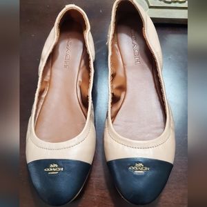 NWB Coach Bonnie cap toe flats